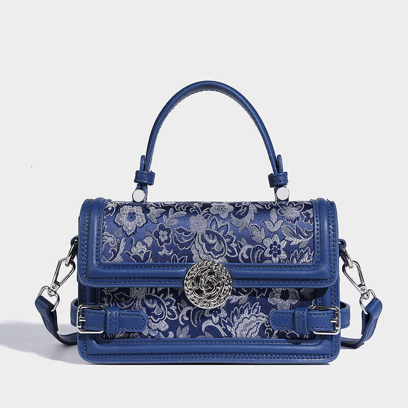 Designer Women's Bag New Chinese Embroidered Design Handbag Fashionable, Lightweight, Luxury Small Square Commuter Shoulder Bag