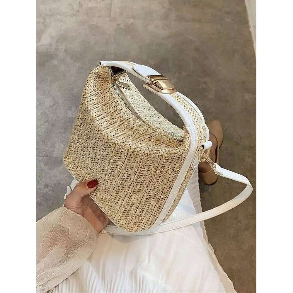 2024 Summer New Grass Weaving Small Casual Women's Handheld One Shoulder Crossbody Bag