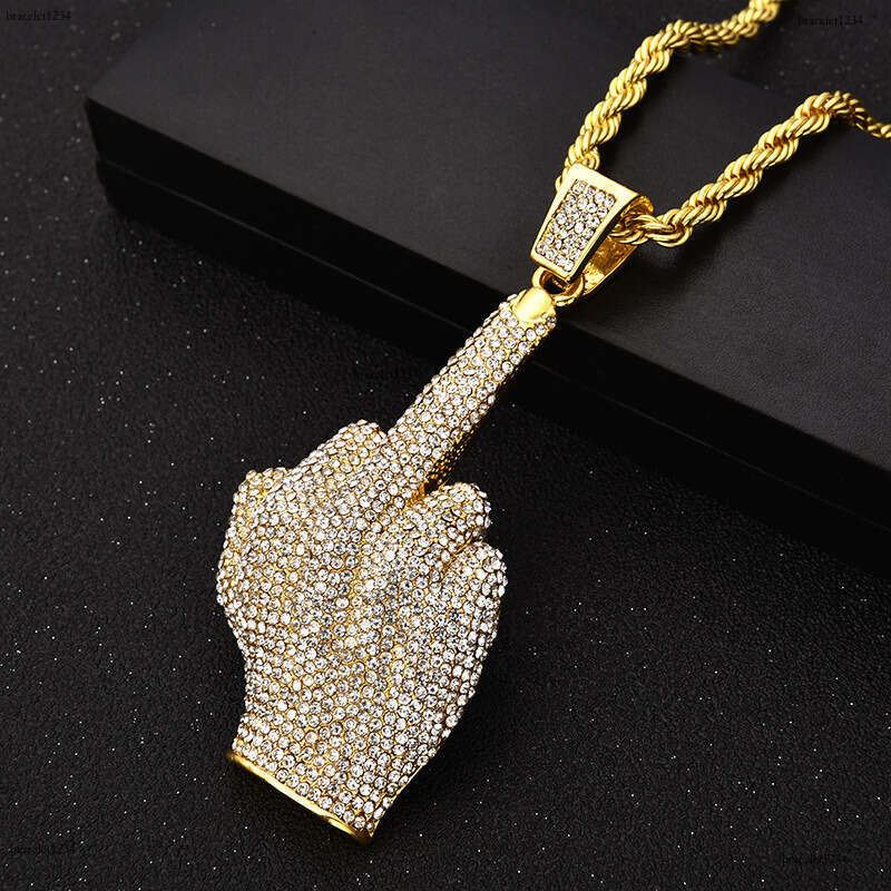 Designer luxury large vertical middle finger hip hop ice out of VVV Moissanite, pendant for men and women Free delivery