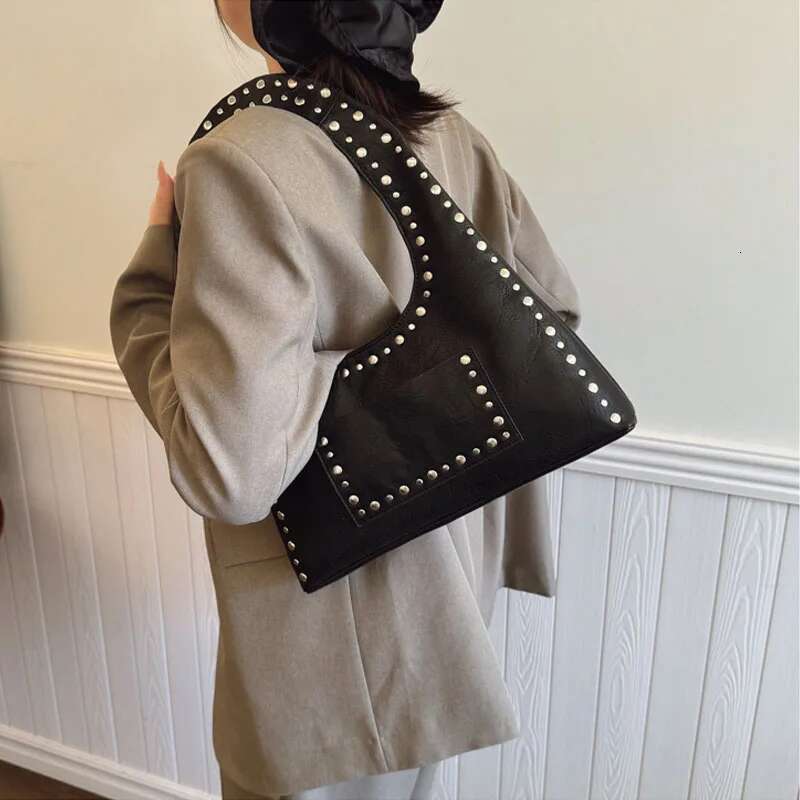 Designer Bag Retro Rivet Decorative Shoulder Bag Trendy Studded Purses Punk Inspired Motorcycle PU Leather Underarm Handbag For Women Bolso