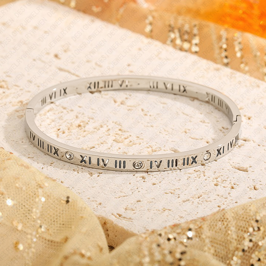Designer Bracelet Bracelet for Women Stainless Steel 18K Gold Plated Bangle Diamond Letter Bangles Luxury Jewlery Designer for Women Elegant Sparkling