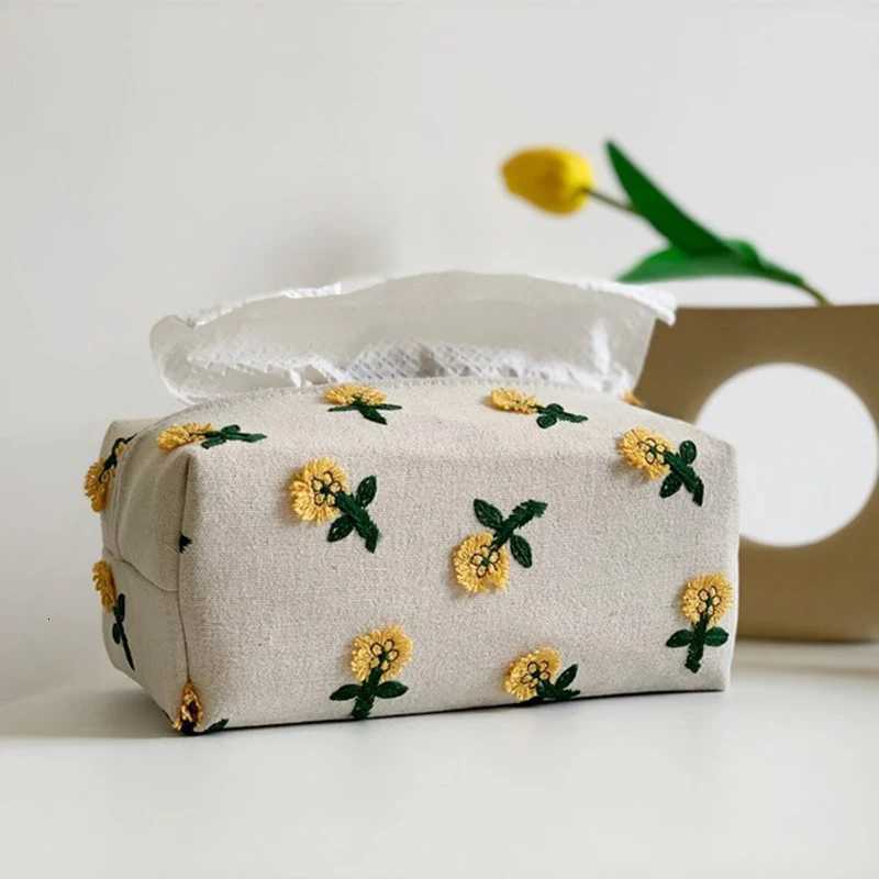 Japanese Small Flower Tissue Box Light Luxury Carton Living Room Dining Room Decoration Napkin Cover Lovely Cloth CoverM251124