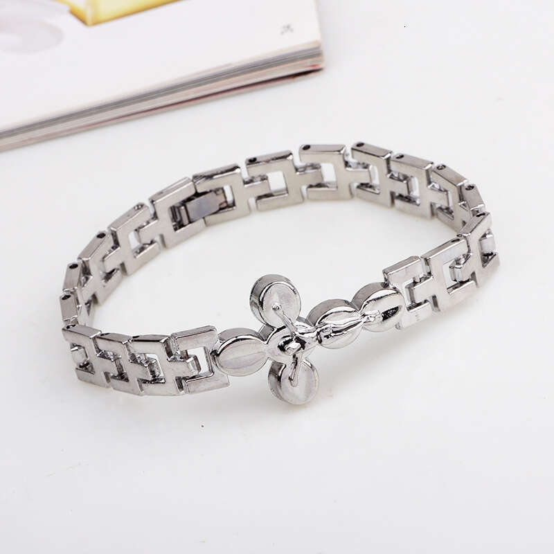 Bracelet, metal cross, hollowed out alloy accessories, wristband, cool and fashionable street accessories