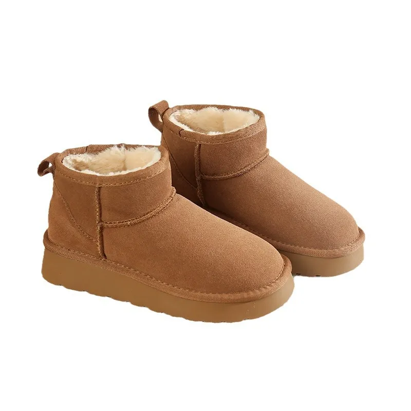 2025 hot selling shoes, free delivery, cowhide price affordable luxury winter anti slip snow boots with thick plush cotton shoes, anti fading yellow