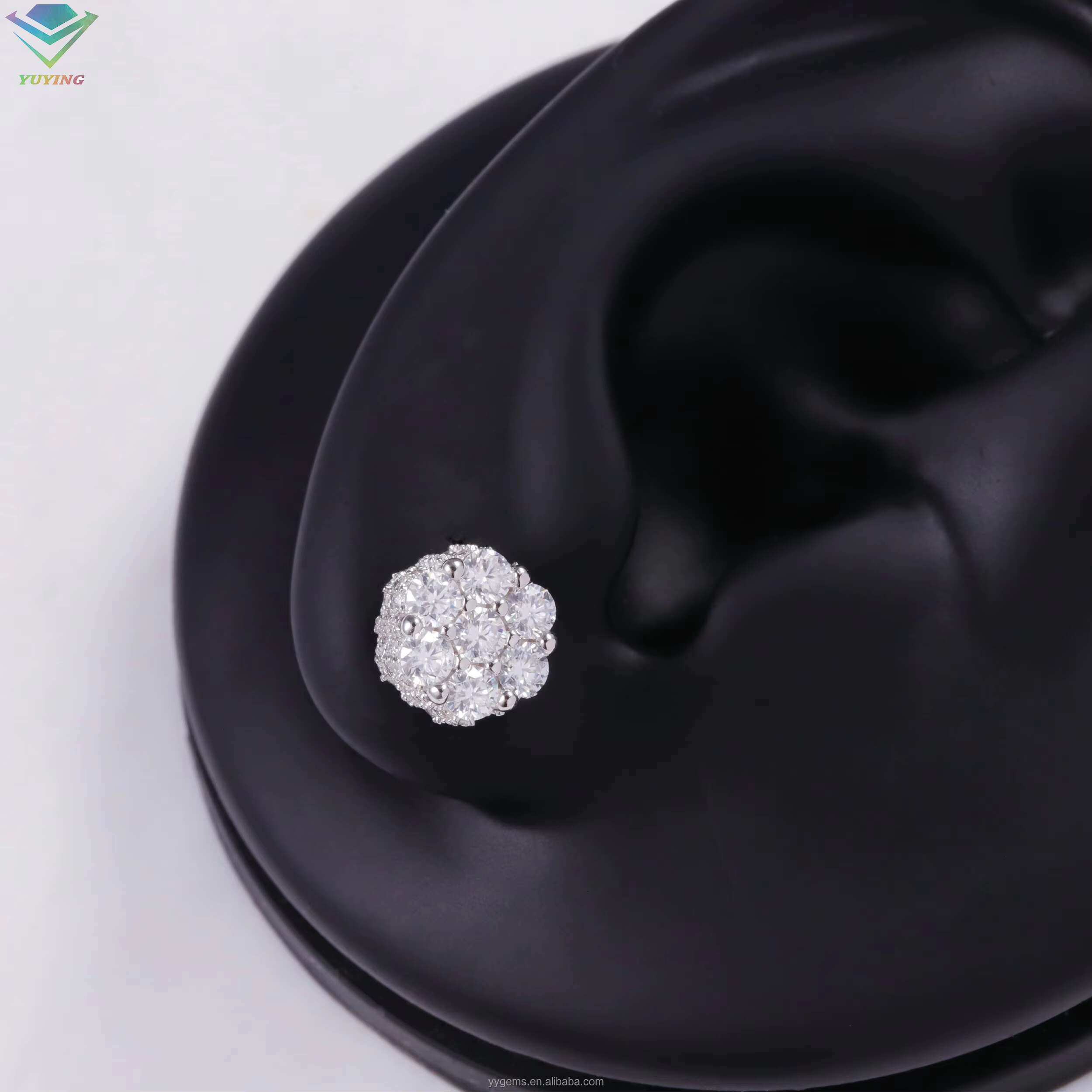 Wholesale s925 Sterling Silver 7 Stones Flower Earrings Fashion Jewelry Iced out Moissanite Stud Earrings Ready to Ship