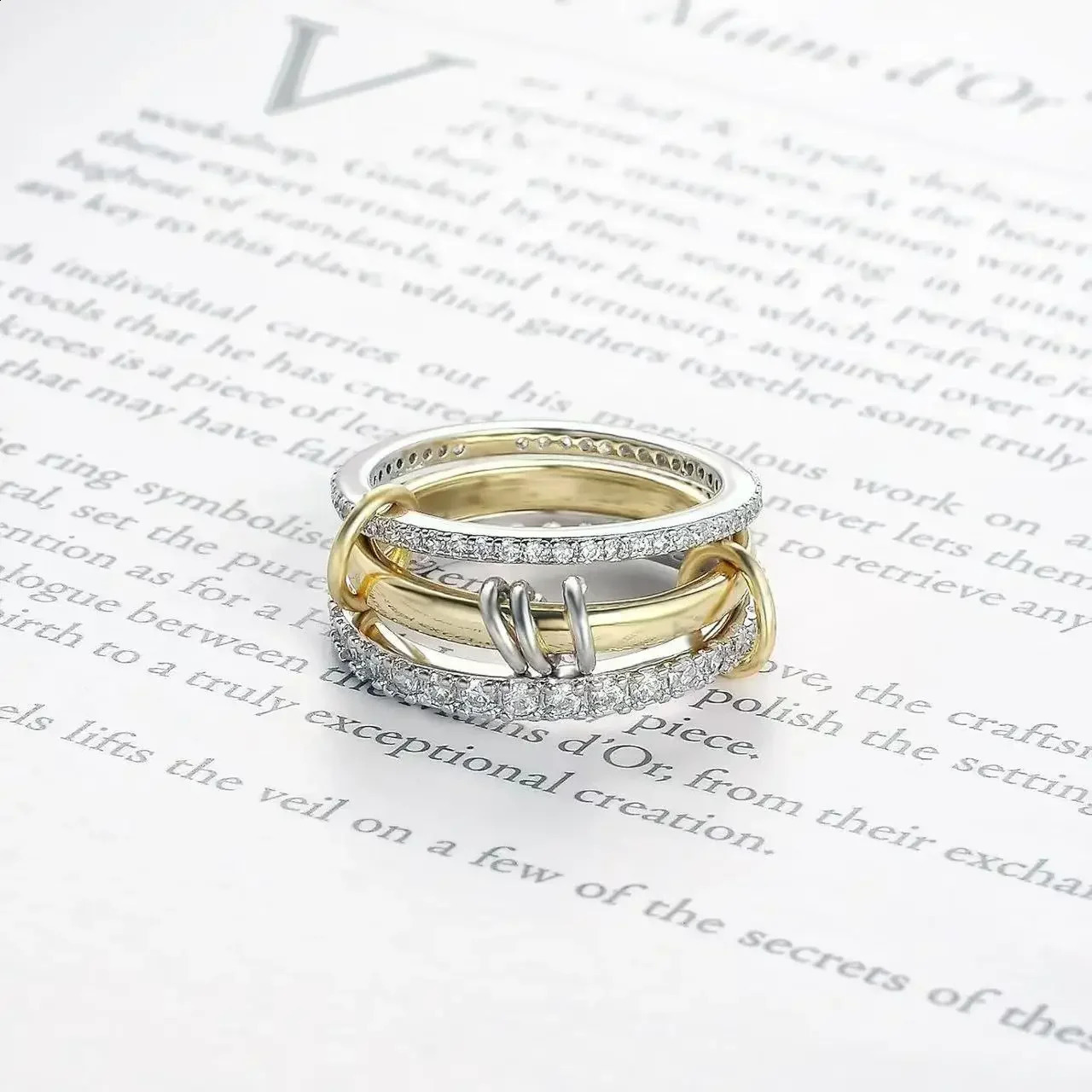 Street hip-hop Style Shiny Zircon Interlocking Ring Niche n Party Banquet Jewelry Friend Gift 250425