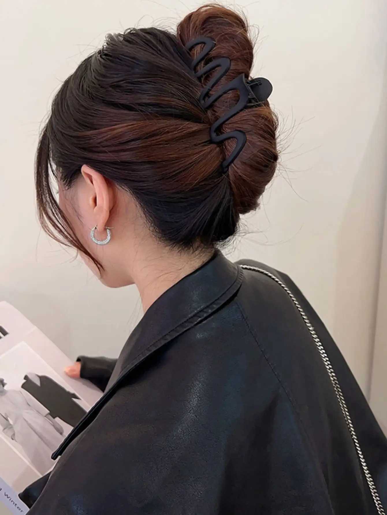 1/3 piece grab clip large volume matte hair clip Exquisite high-end disc hair clip shark clip new simple head hair clipT250425