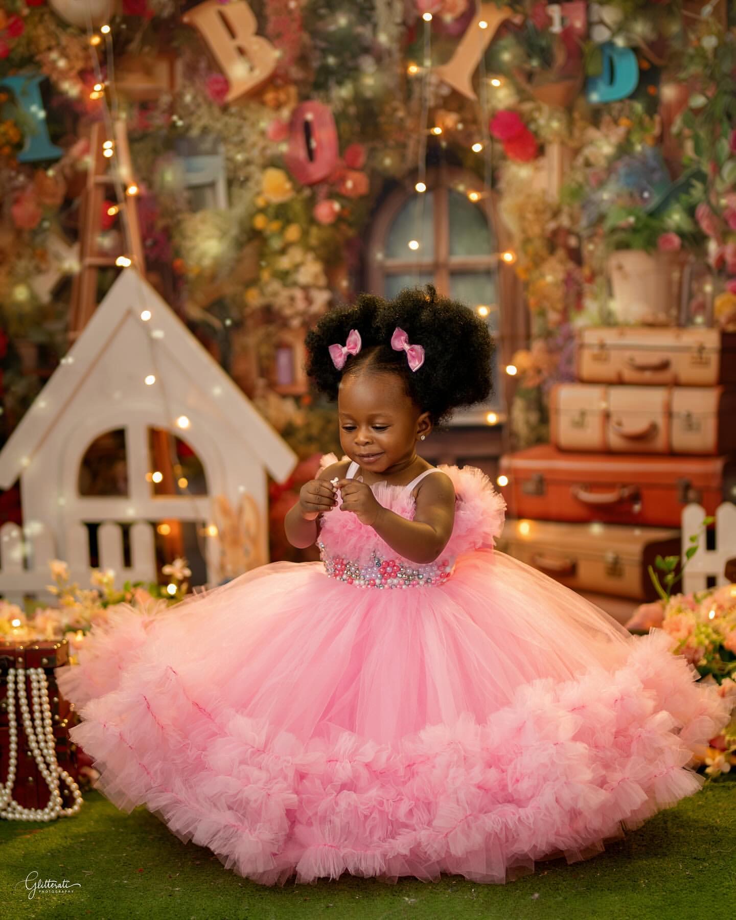 2026 Pink Ball Gown Flower Girl Dresses Pearls Spaghetti Tulle Bow Halter Little Girl Christmas Peageant Birthday Christening Tutu Dress Gowns ZJ424