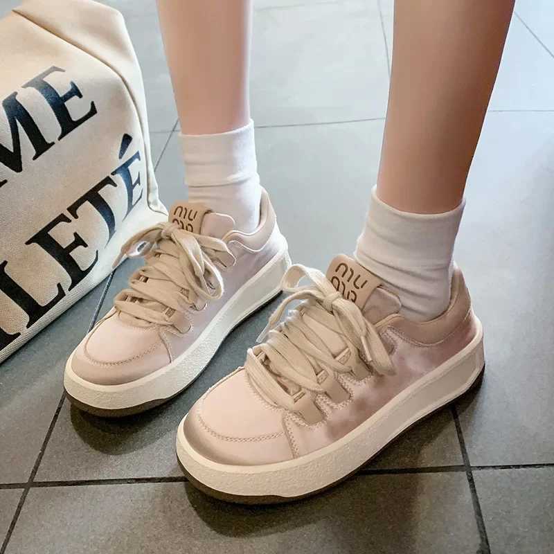 Nichesilk Early Spring 2024 New Womens Shoes Soft Bottom Casual Sports Shoes Thick Face White Shoes Soft BottomC250425