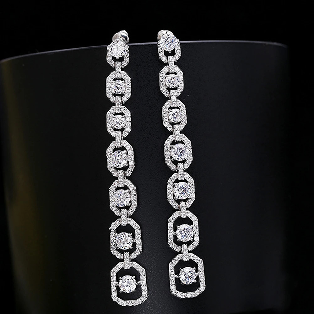 Huitan Aesthetic Womens Long Hanging Earrings Silver Fashion Engagement Wedding Earrings Jewelry 250422