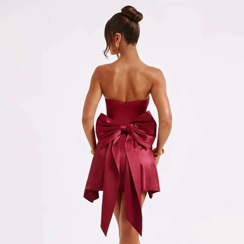 Dongdumaoyi Townlike Waist Wrap A Line Dress Women Off Shoulder Mini Spring Summer Bow Backless Nightclub Sexy Party Dresses