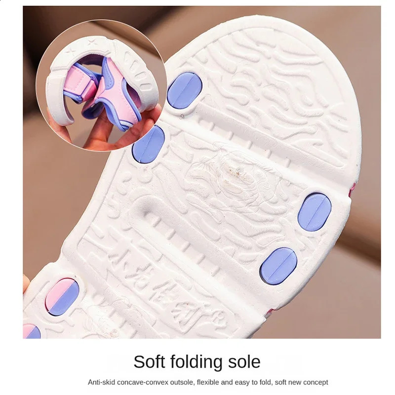 Childrens Sandals Summer Cartoon Soft Bottom Non slip Boys Sandals Fashion Girls Beach Shoes 4-10T Childrens PVC Sandals 250424