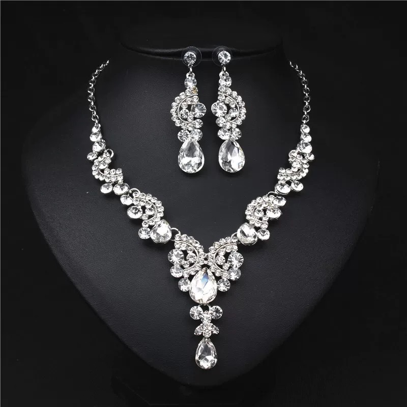 Exquisite Super Sparkling Crystal Necklace and Earrings Set Bridal Jewelry Wedding Dress Accessories Evening Party Earrings251017