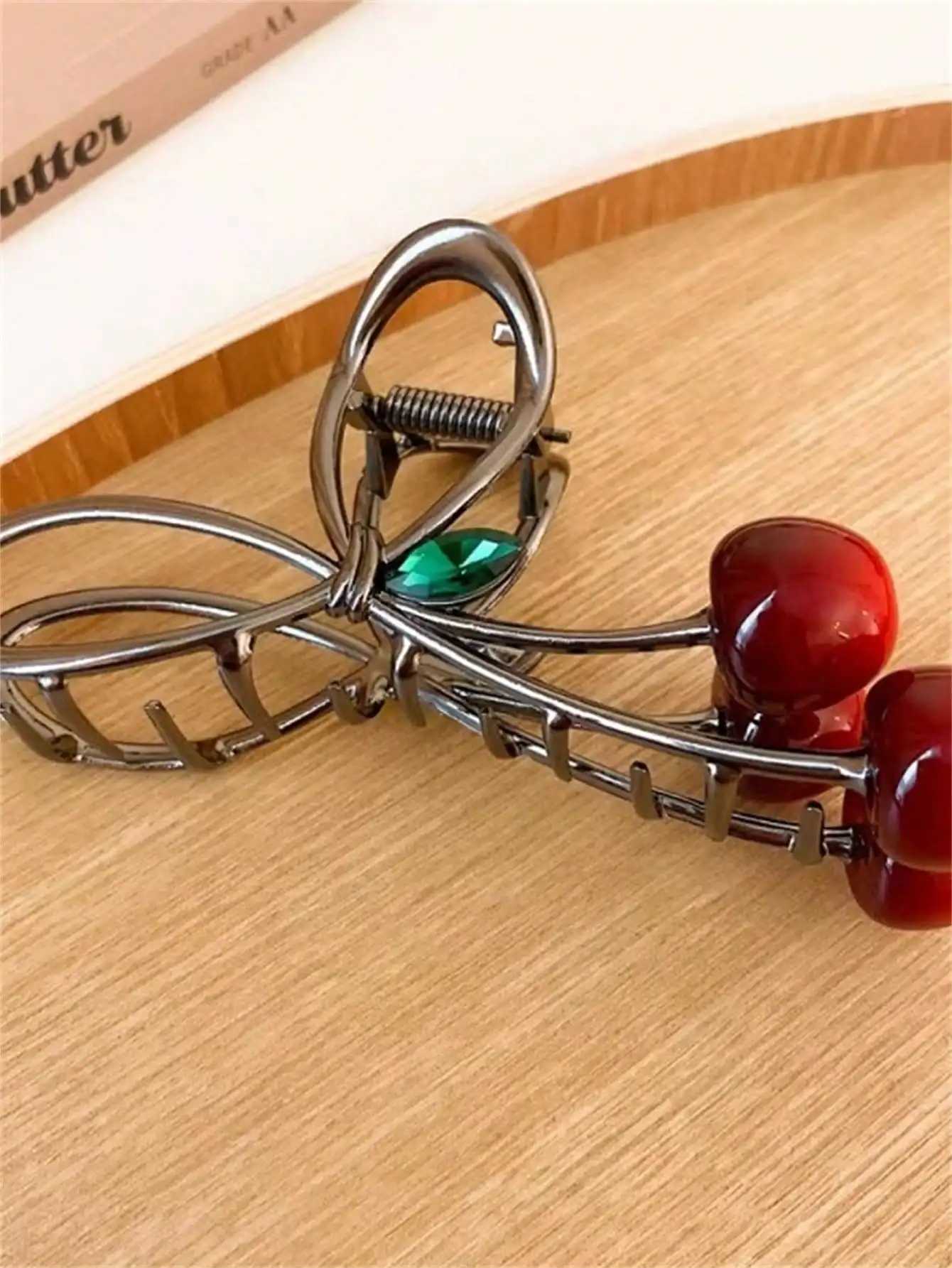 Home>Products>Hair Claw Womens New Green Leaf Bow Cherry Design Hair Claw Rear Advanced Hairstyle Shark Clip Hair AccessoriesT250425