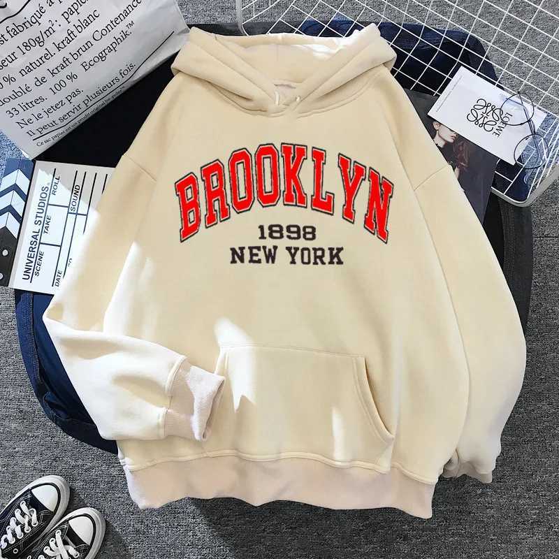 Osn Roolyn Letter Prt n Fshi Co Hoodie Casual Loose Hoodie with Long Sves on Both Sides Suitable for Men and Women w250425