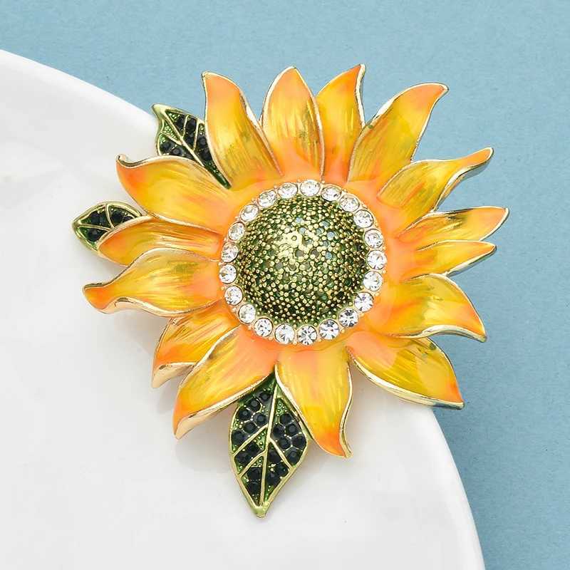 Wulibaby Big Enamel Sunflower Brooches Beautiful Flowers Brooch For Womens Clothes Backpack Pins Gifts J251125