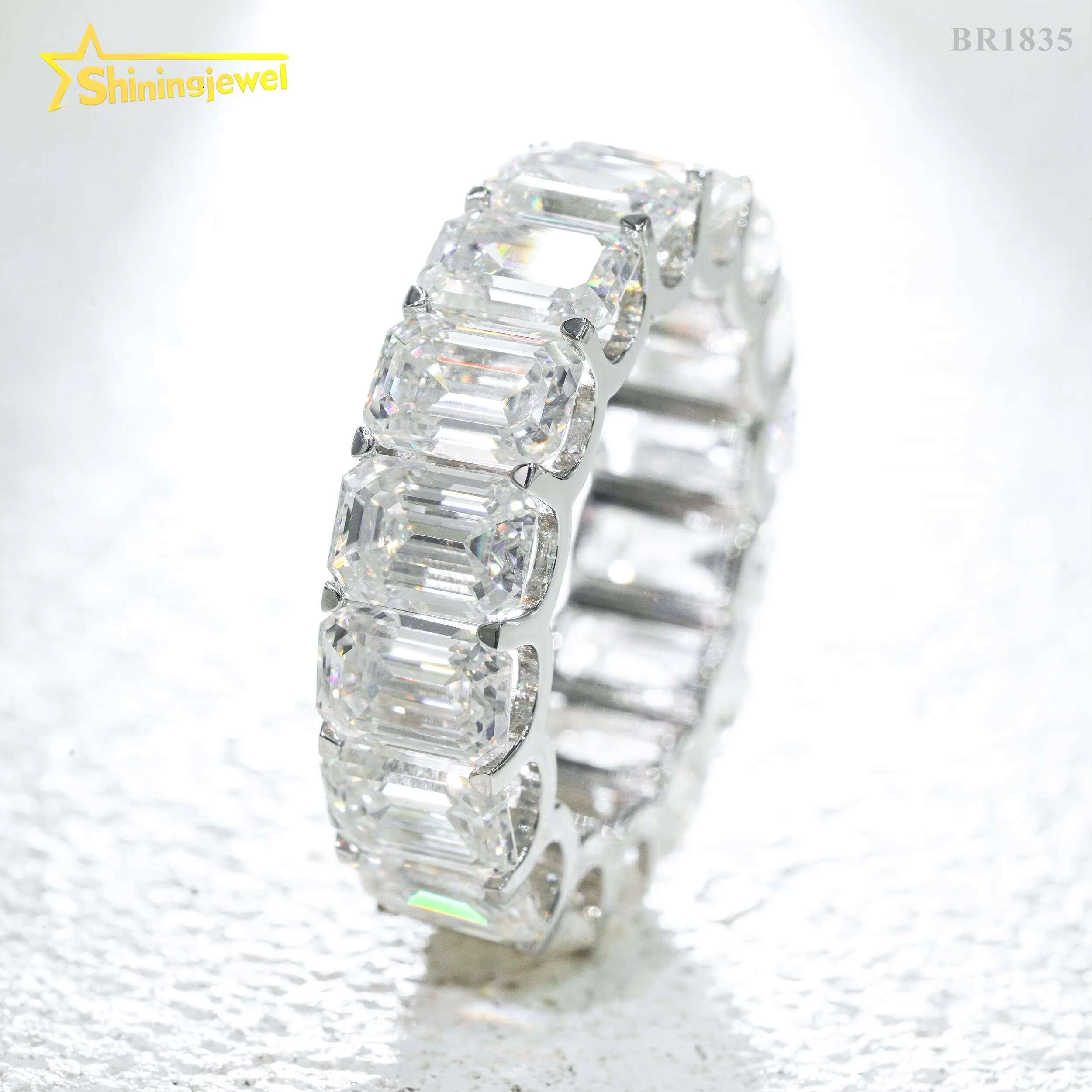 Fine Women Jewelry 925 Sterling Silver Pass Diamond Tester Emerald Cut Eternity Moissanite Ring Engagement Band Ring