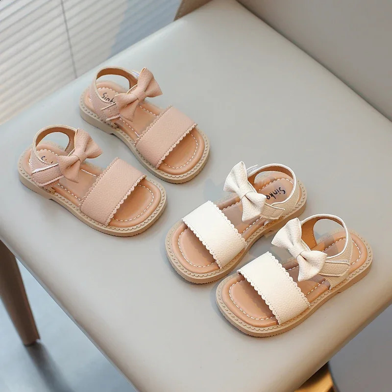Preschool girl sandals childrens beach shoes summer childrens flat shoes Sweet Princess 250424