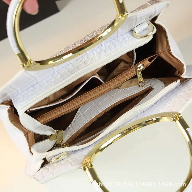 Spring and summer new rhinestone patent leather flower gradient handbag one-shoulder cross-body banquet dress women's bag