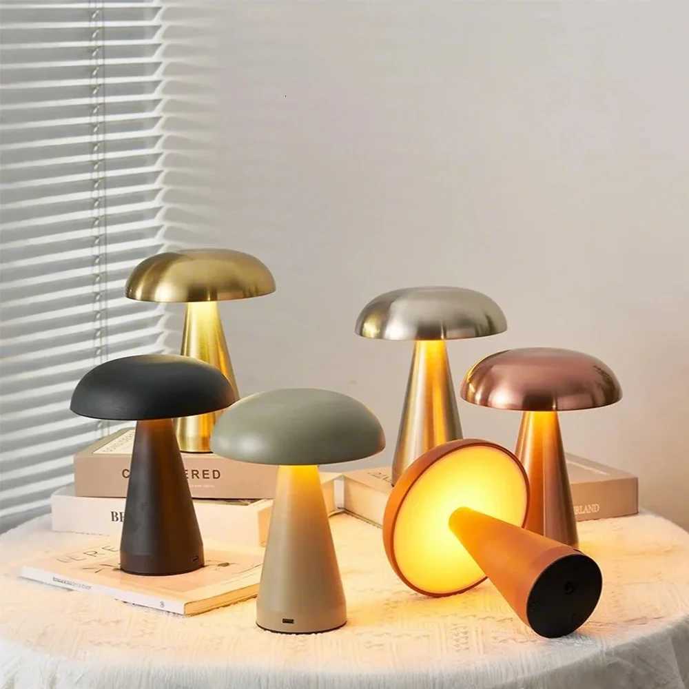 USB charging desk lamp Metal mushroom desk lamp charging Living Room Restaurant bar casual learning atmosphere light Touch nightM251125