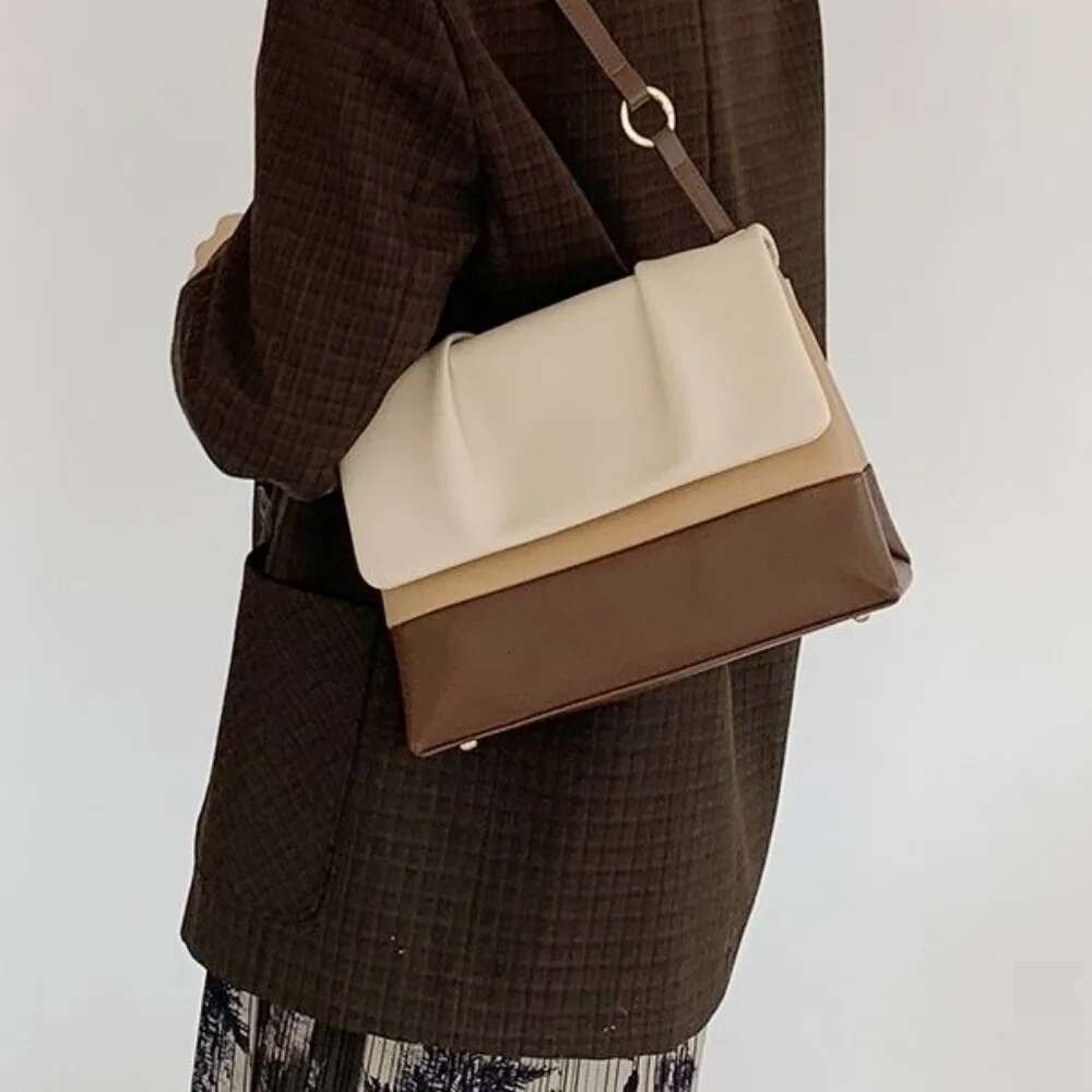 New Niche Design Fashionable Bucket High-End Exquisite Shoulder Daily Commuting Large Capacity Women's Bag