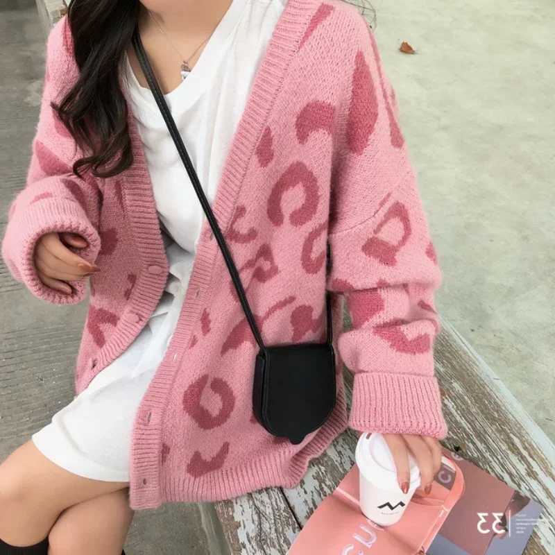 Pink V-neck leopard print sweater womens autumn Korean version loose fit slimming sweater knitted cardigan jacketT251125