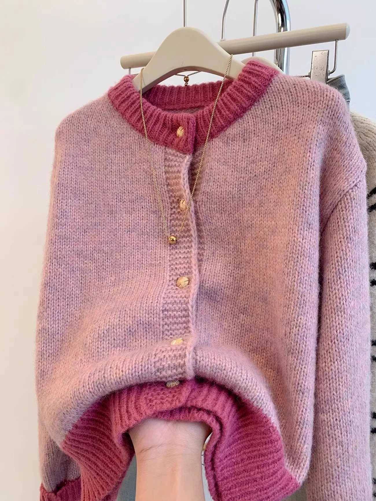 Single Breasted Pink Short Sweater Coat For Women Autumn Winter Lazy Small Knitted Cardigan Female O-Neck Splicing Color TopT251125