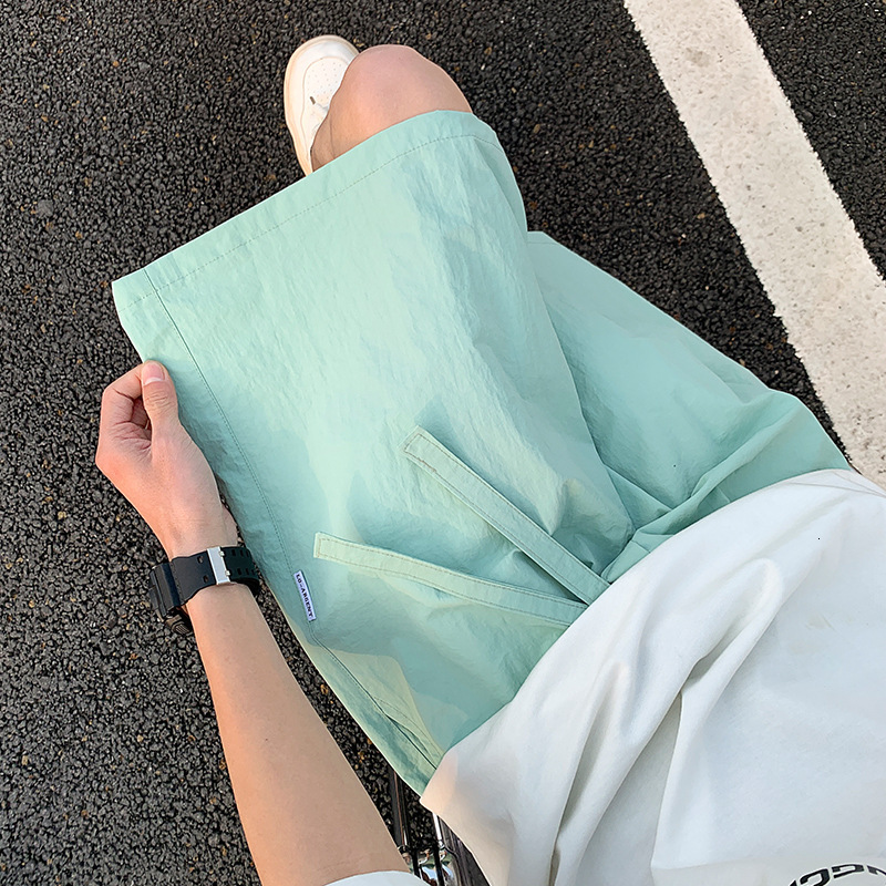 Casual 2025 summer cool, quick drying, breathable thin ice silk shorts for men's sports, loose and versatile cropped pants
