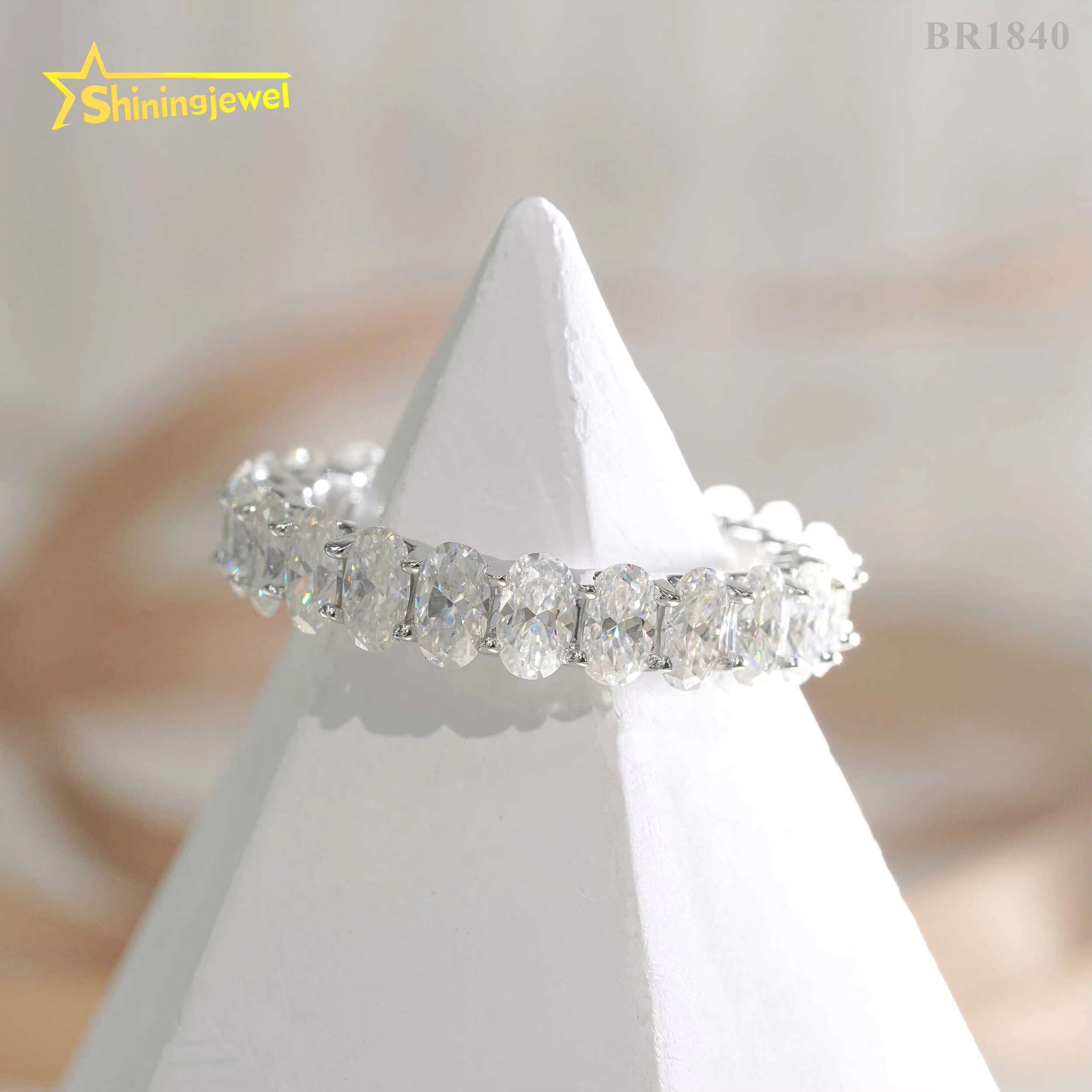 Wholesale 3*5MM 4*6MM Gold Plated 925 Sterling Silver Fine Jewelry Iced Out Diamond Oval Moissanite Hip Hop Eternity Band Ring