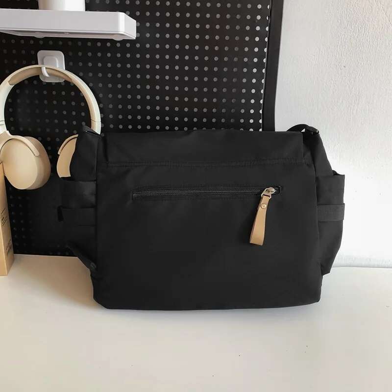 Designer Bag Flip Cover Crossbody Messenger Bag Solid Color Minimalist Style Single Wide Adjustable Shoulder Strap Square Horizontal Portable