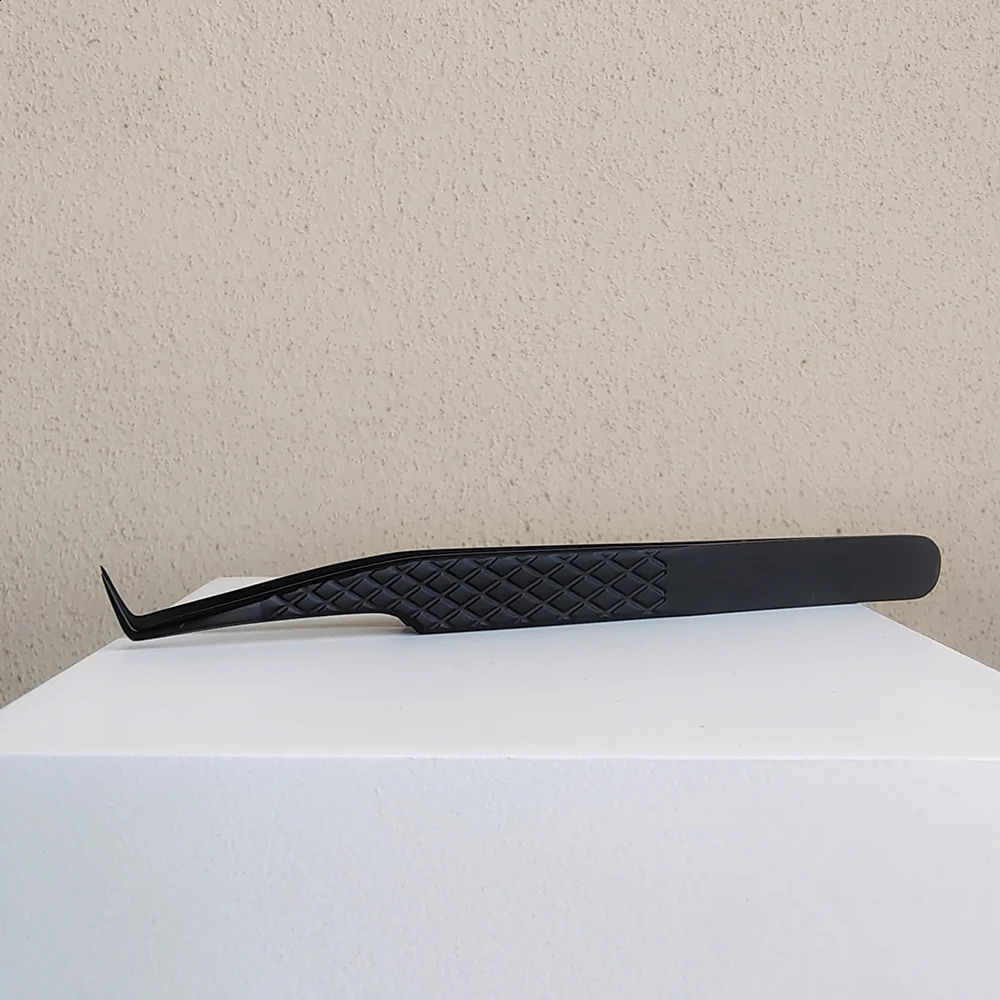 Fiber Tip False Lash Tweezers For Eyelash Extensions Black tweezer perfect close tip of tweezer for eyelashes 250422