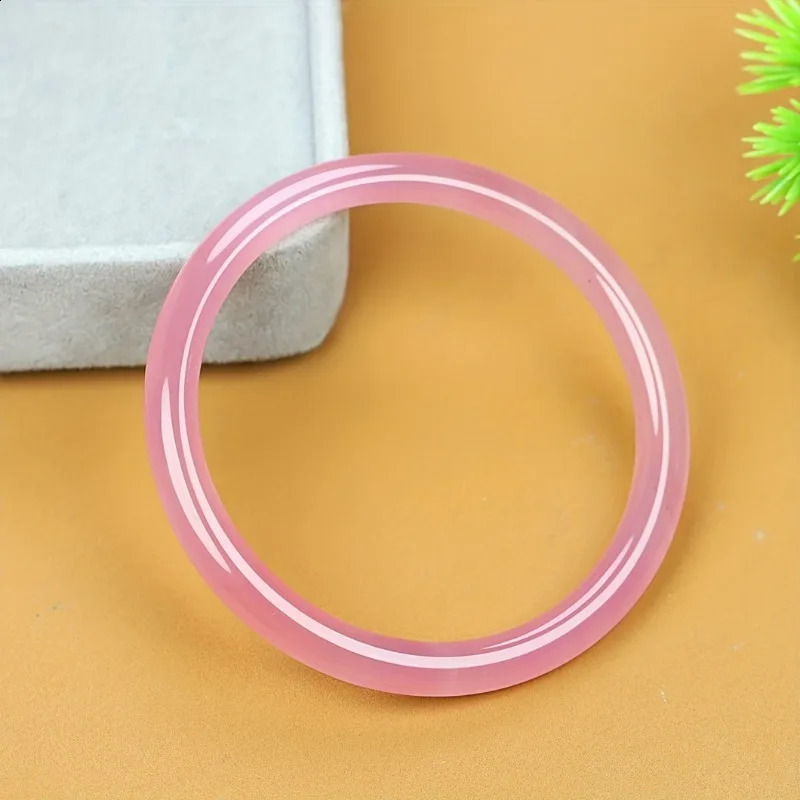 High Ice Transparent Pink Bracelet Simple and Versatile Womens Jewelry 250424