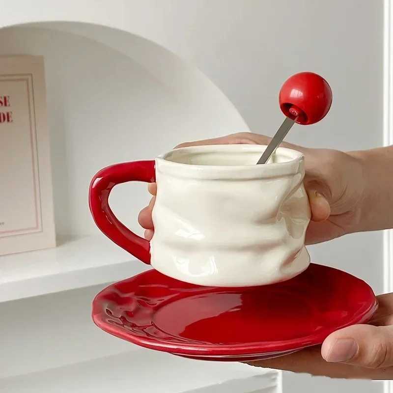 230ml Ceramics Mug Exquisite Pleated design Ceramics Coffee Cup and Saucer Set European style Afternoon tea cup Romantic gift Y251125