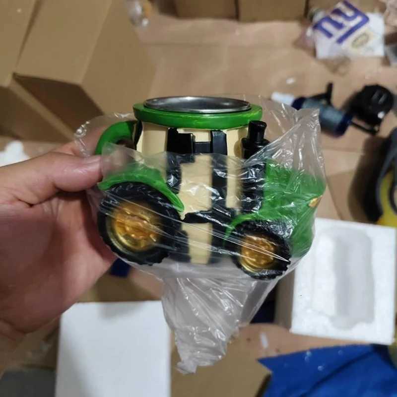 1pcs Creative Retro Green Tractor Coffee Cup Home Kitchen Desktop Decorative Ornaments Tractor-shaped Water Cup Gift Y251125
