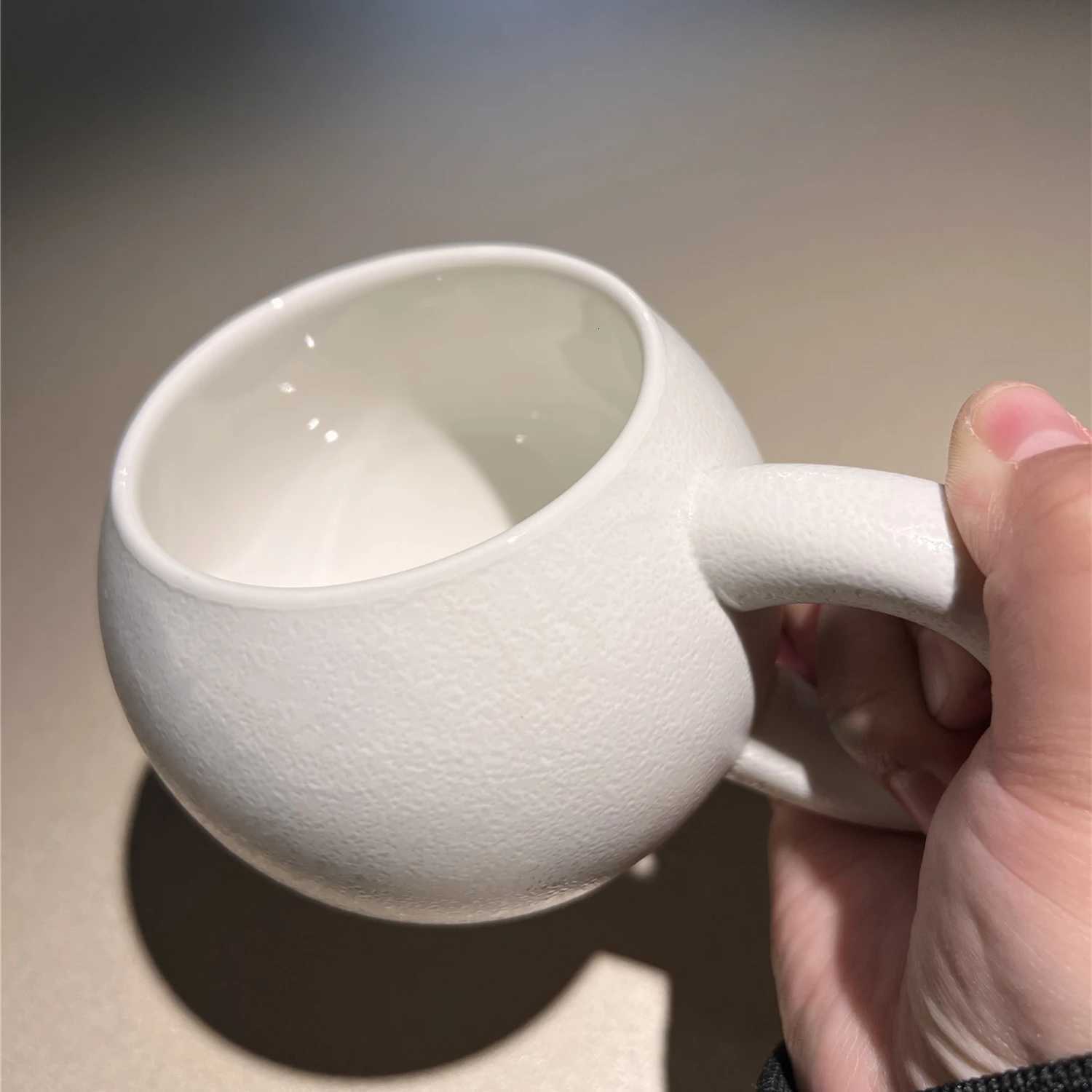 Fat Big Ear Mugs Coffee Cups Ceramic Planet Shape Coffee Cups for Breakfast Milk Juice Tea Handle Cup Matte Color Microwave Safe Y251125