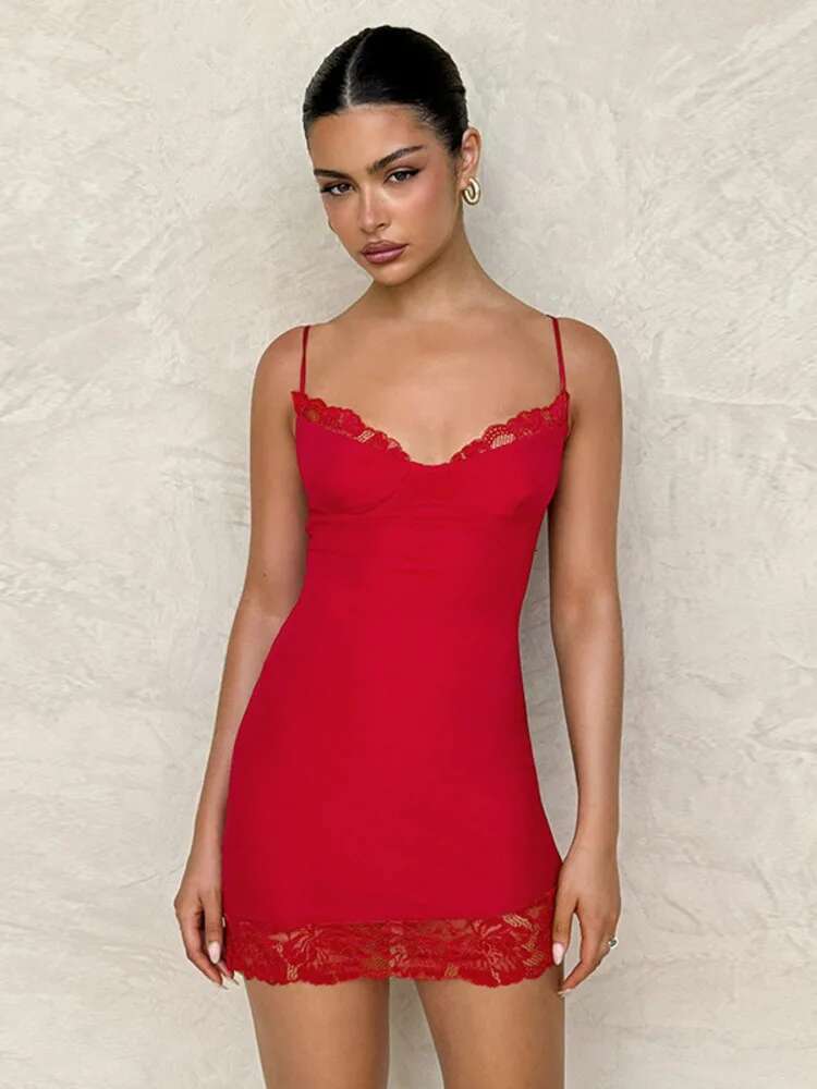 Dongdumaoyi Townlike Lace Side Slim Bodycon Dress Women Spaghetti Strap Mini Spring Summer Strapless Nightclub Sexy Party Dresses