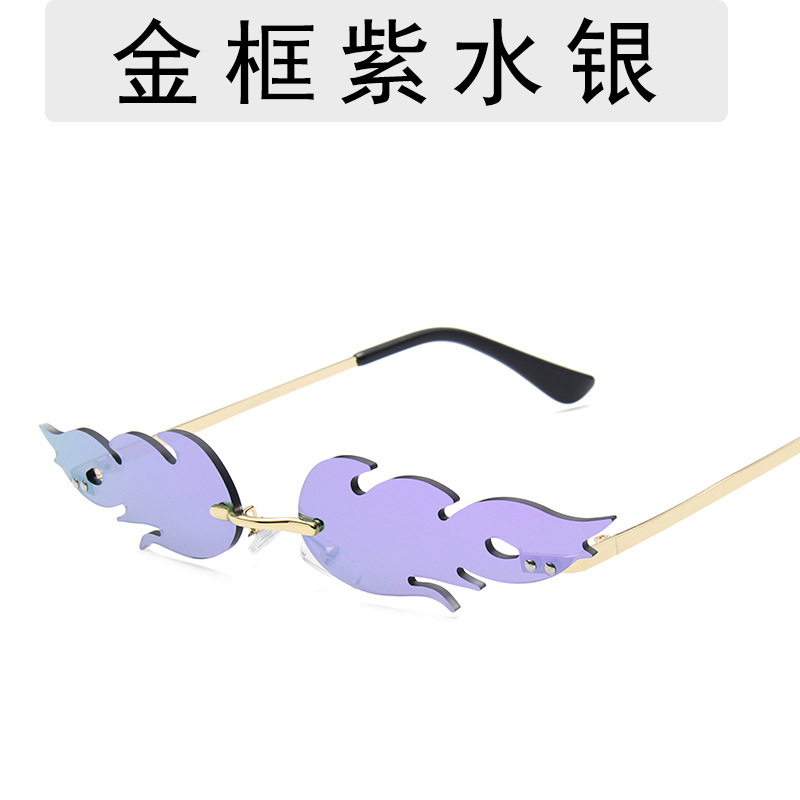 Chic Female Eyewear: Vibrant Silver-Mirrored Sun Shades w/ Shatterproof Glass