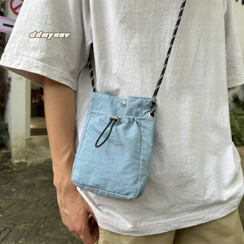 Korean Mini Nylon Shoulder for Men Women Chic Crossbody Bucket Bag Casual Small Handbag Drawstring Buckle Purse Phone Pouch ddmynov
