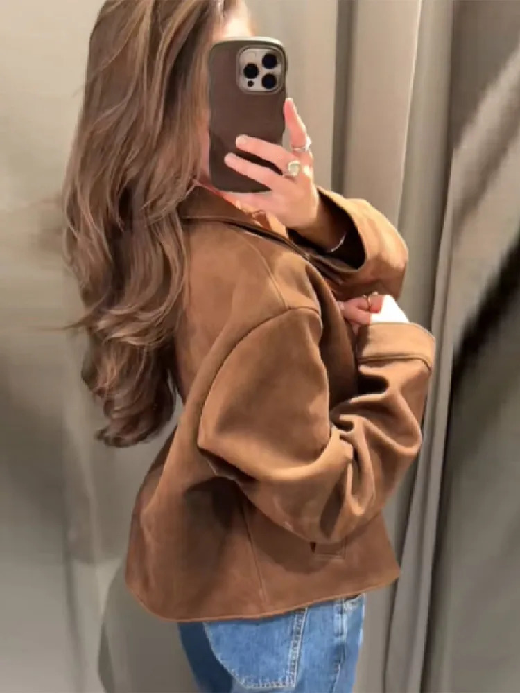 Suede Leather Short Jacket Coat Fashion Stand Collar Vintage Casual Motorcycle Jackets Baggy Front Shoulder Women Outwear Top 251124