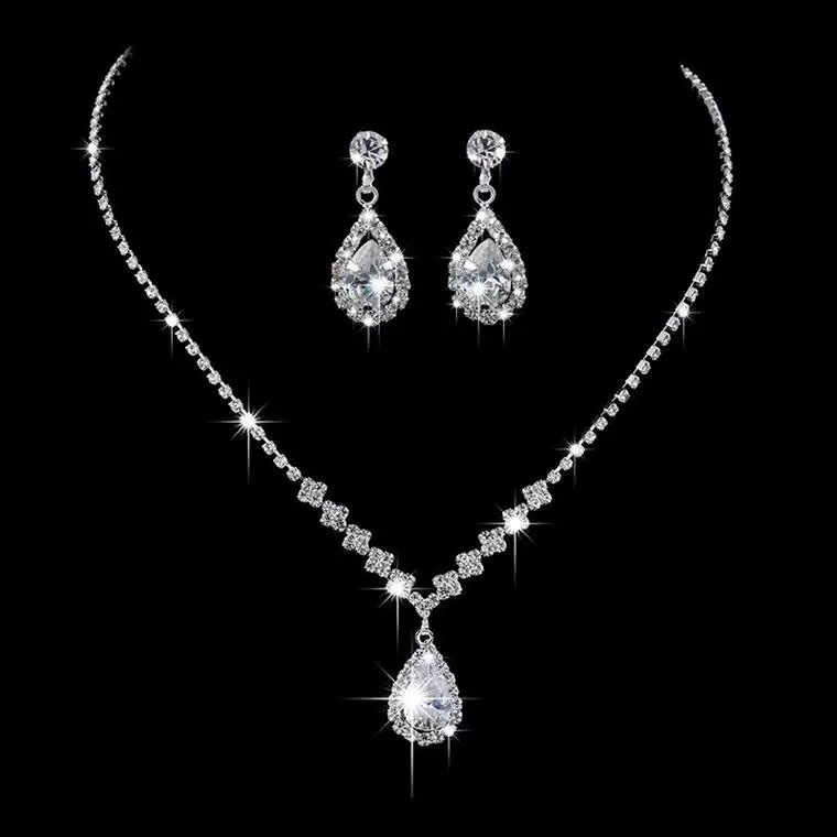 Exquisite Super Sparkling Crystal Necklace and Earrings Set Bridal Jewelry Wedding Dress Accessories Evening Party Earrings251017