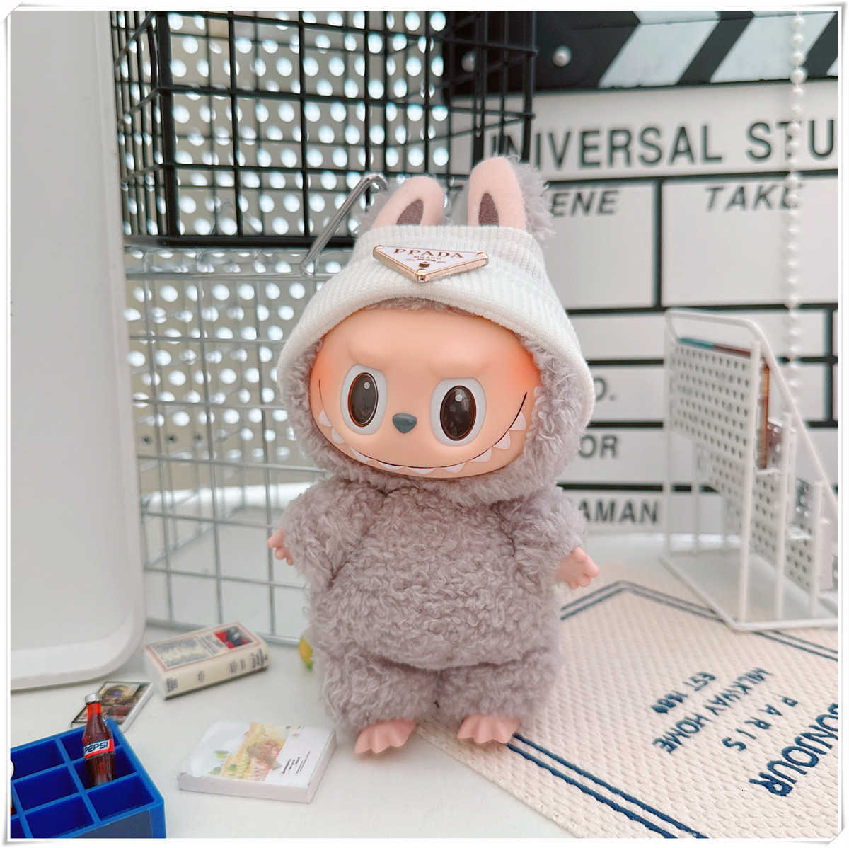 17cm Labubu sportswear DIMOO baby clothes 10cm cotton baby doll black and white peaks T-shirt trendyT251018