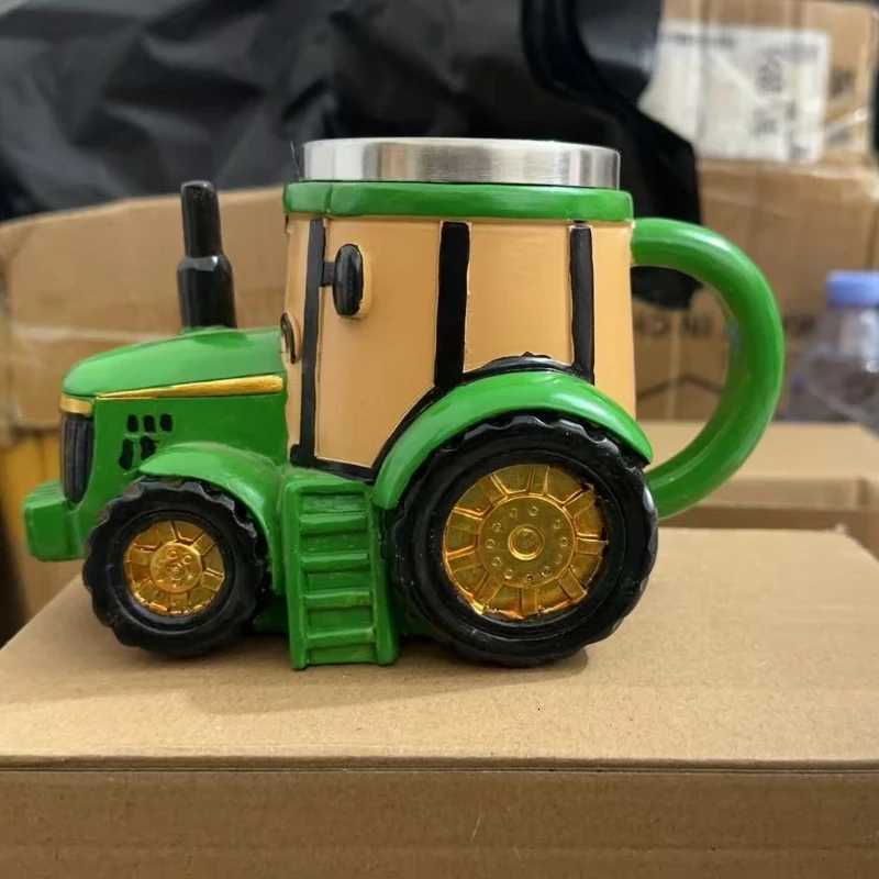 1pcs Creative Retro Green Tractor Coffee Cup Home Kitchen Desktop Decorative Ornaments Tractor-shaped Water Cup Gift Y251125