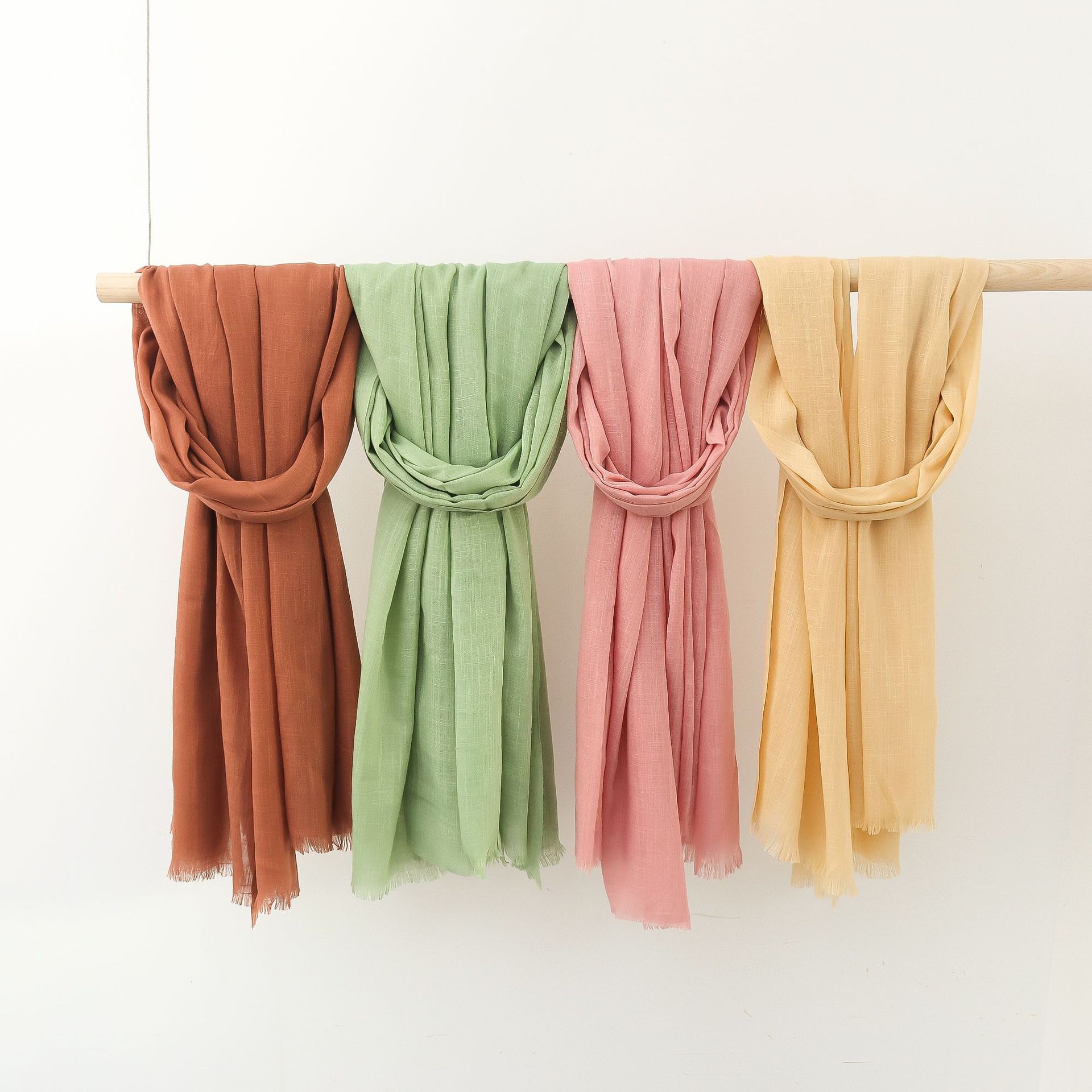K513 Solid color bamboo cotton scarf New autumn and winter two-end detachable single color medium-length scarf Women's shawl wholesale