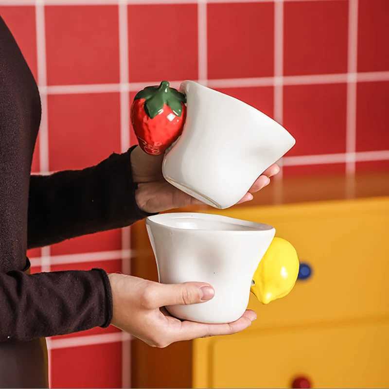 European Ceramic Coffee Mug Strawberry Lemonade Cup Exquisite Afternoon Camellia Flower Tea Cup Home Breakfast Mug Girl Gifts Y251125