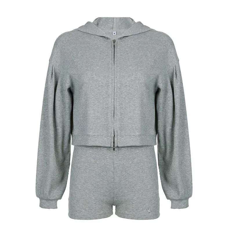 Al0 3 Piece Set Knitted Hooded Cardigan Sweatshirt Women V-Neck Triangle Long Sleeve Coat Slim High Rise Shorts Casual Suits