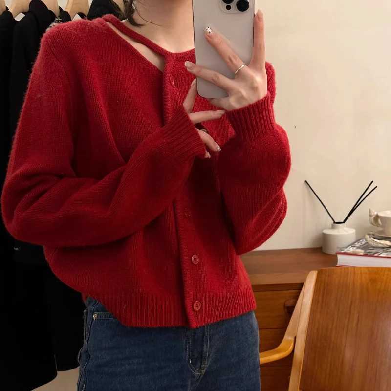 Fashion Sweet Cardigan Korean Sweater Red O Neck Hollowed Out Womens Knitted Tops Spring and Autumn Single Breasted Casual CoatT251125