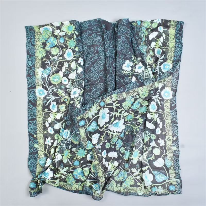 T546 Retro ethnic style printed scarf silk scarf women spring and summer literary all-match square shawl scarf