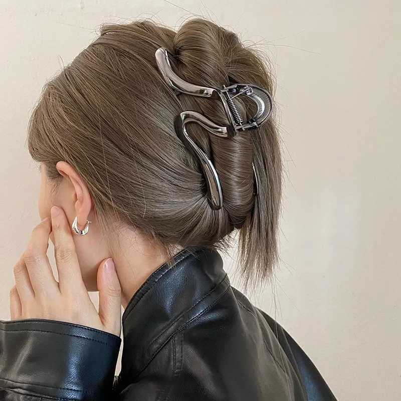 New fashion metal hair clip irregular hair clip punk hair clip bucket retro chin clip female hair clipT250425