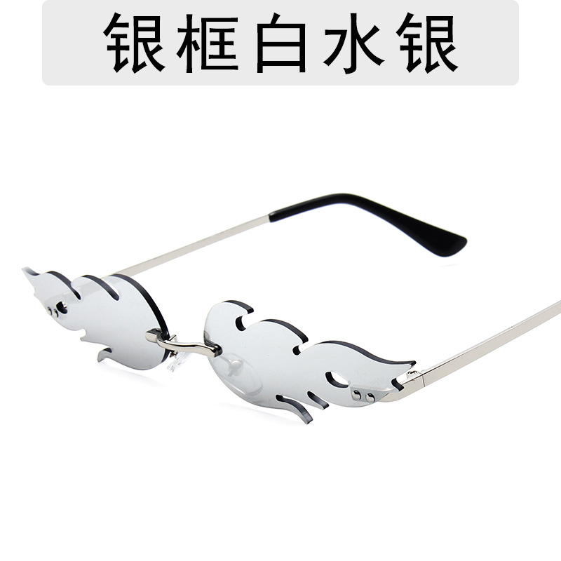 Chic Female Eyewear: Vibrant Silver-Mirrored Sun Shades w/ Shatterproof Glass