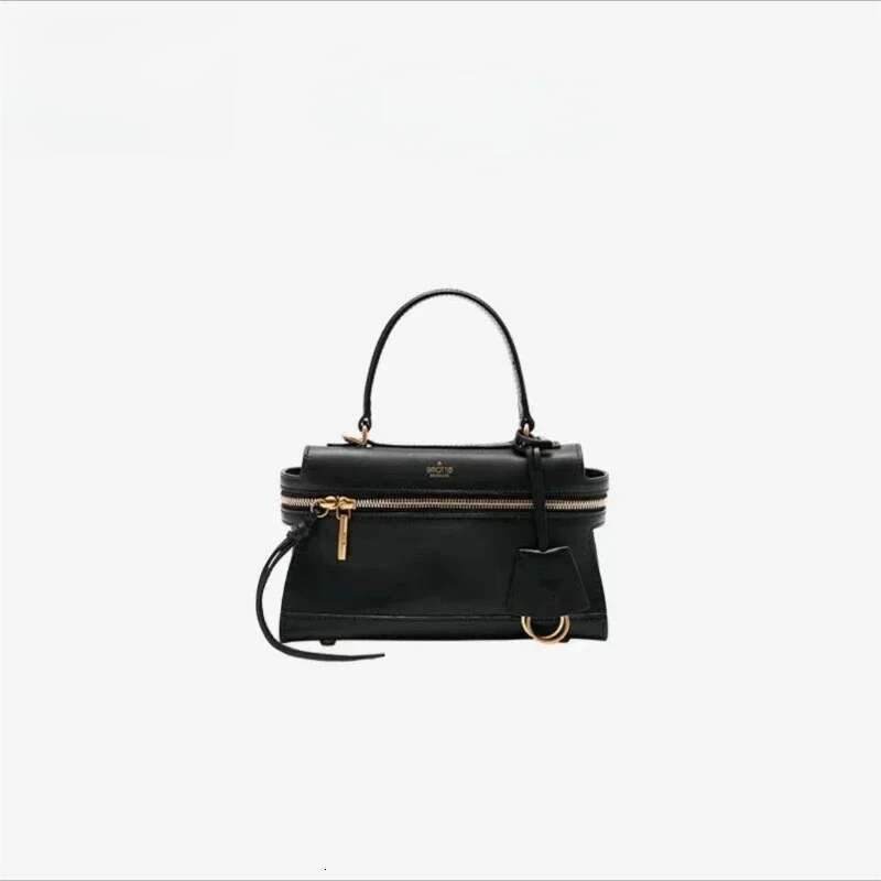 Designer bag New Arrival Black Leather TopHandle Satchel Shoulder Bag Large Capacity Zipper Closure Stylish Elegant Luxury Women's Handbag Trendy